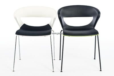 Die Stühle unserer Pisa Modellfamilie können mit festen Stuhlverbindern ausgestattet werden