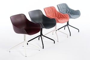 Das Schalenstuhlmodell Queens DG ist in mehreren Farben und Varianten erhältlich