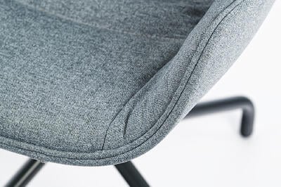 Die Polsternähte sind sauber und ordentlich verarbeitet