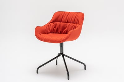Gepolsterte Schalenstühle mit Drehgestell