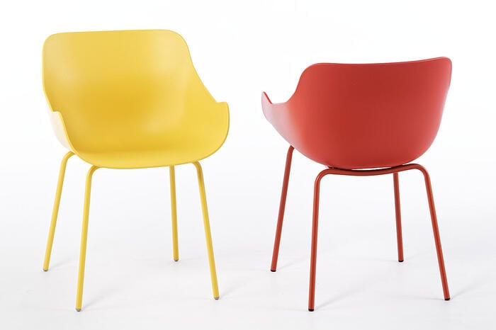 Unsere Kunststoffschalenstühle Queens sind in mehreren Farben erhältlich
