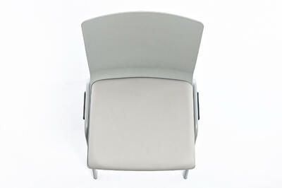 In der Draufsicht ist die große Sitzfläche gut zu erkennen