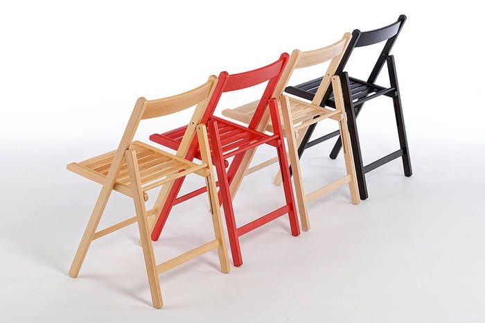 Stuhlreihen können auch farblich gestaltet werden