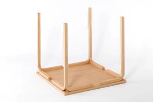 Feste Verbindung von Tischplatte und Gestell