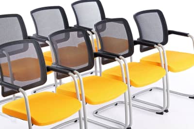 Der Santorin eignet sich perfekt für die Seminarbestuhlung