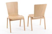 Ansprechende Stühle ganz aus Holz