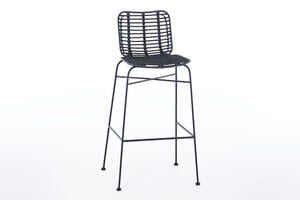 Der Sylt Barhocker ist aus PE Rattan