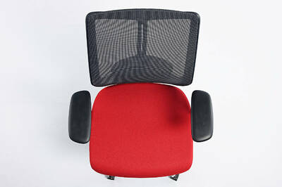 Ergonomische Bürodrehstühle mit hohem atmungsaktiven Netzbezug