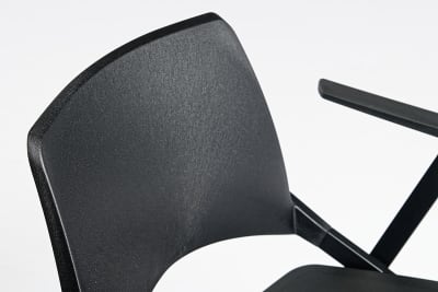 Die Rückfläche ist ergonomisch gebogen