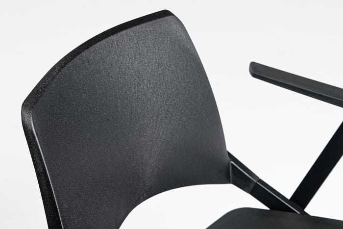 Die Rückfläche ist ergonomisch gebogen