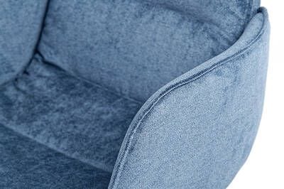 In verschiedenen Stoffarten kann die Polsterung gewählt werden