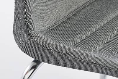 Die Polsternähte sind sauber und ordentlich verarbeitet