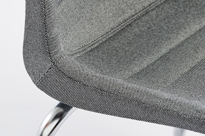 Die Polsternähte sind sauber und ordentlich verarbeitet