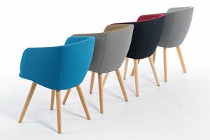 Verschiedenfarbig können unsere Wimbledon Polstersessel individuell gestaltet werden Verschiedenfarbig können unsere Wimbledon Polstersessel individuell gestaltet werden