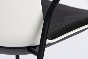 Der Stapelstuhl Adria AL SP