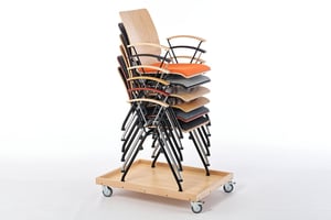 Mit dem Transportwagen können die Alabama Armlehnenstühle zum Bestimmungsort gerollt werden