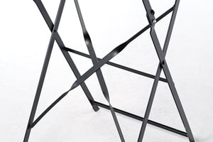 Das Tischgestell ist leicht und zugleich belastbar