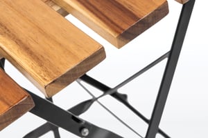 Durch das Design eigenen sich unsere Amsterdam Klapptische optimal für kleine Stellflächen