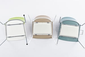 Verschiedene Stapelschutz können bei unserer Modellfamilie Stapelstühlen gewählt werden