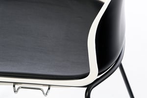 Sitzflächen Rückenlehne und Gestell sind perfekt aufeinander abgestimmt