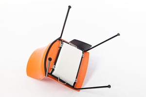 Der hochwertige Stapelschutz mit den ausziehbaren Stuhlverbindern