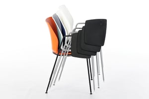 Unsere Collegestühle Berlin ST können gestapelt werden