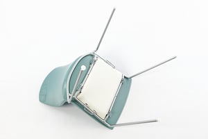 Der Stapelschutz schütz die Sitzflächen der Stühle