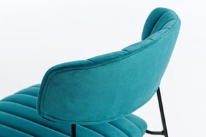 Die Rückenlehne des Bermudas ist gemütlich geformt