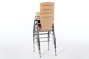 Die Binz SP RP sind stapelbare Hocker Die Binz SP RP sind stapelbare Hocker