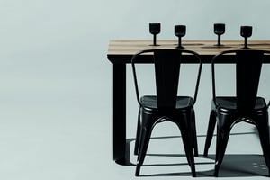 Die Bronx Stapelstühle sind sehr elegant