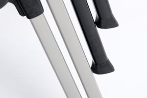 Das Gestell zerkratzt beim Stapeln nicht