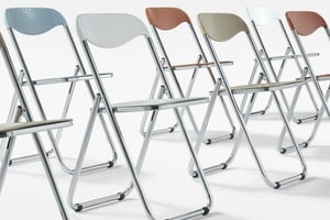Unsere Fidschi Klappstühle sind auch mit verchromten Gestellen erhältlich