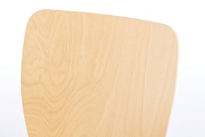 Die Rückenlehne ist leicht gebogen