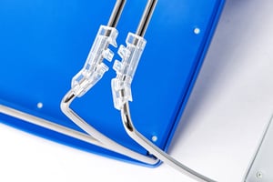 Die Bodengleiter dienen zugleich als Reihenverbinder