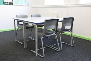 Für Klassenzimmer und Schulungsräume werden unsere Granada FS gerne gewählt