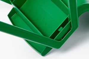 Abkantungen der Stuhlbeine und Sitzfläche sorgen für noch mehr Stabilität