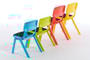 Die Sitzpolsterstühle sind in verschiedenen Größen erhältlich