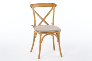 Ein Sitzpolster kann optional bestellt werden