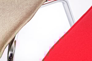 Die Polsterbezüge sind am Rand sauber vernäht