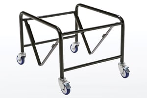 Der Transportwagen ist extra für unser Modell Ibiza entwickelt worden und durch seinen Winkel können bis zu 45 Stühle übereinander auf ihm gestapelt werden