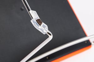 Die Bodengleiter können mit Filzgleitern versehen werden