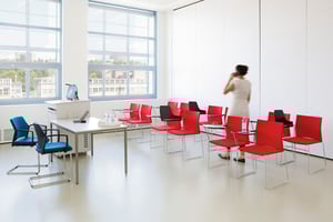 Gerade bei Meetings, Veranstaltungen und Großevents sind die Ibiza Kufenstühle sehr ansprechend einsetzbar