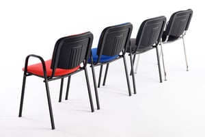 Eine schnelle Reihe in Wartebereichen