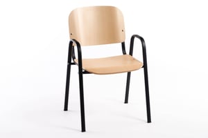 Die Sitzfläche ist vorne gebogen