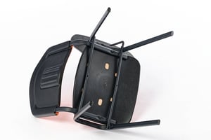 Die Sitzfläche ist verstärkt und fest verschraubt