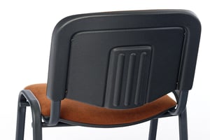 Die Kunststoffrückenlehne ist abwischbar