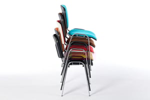 Gestapelt entstehen keine Druckstellen an den Sitzflächen