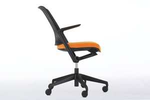 Wippfunktion mit synchronem Bewegungsablauf von Sitz und Rückenlehne