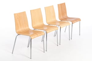 Für Wartezimmer und Wartebereiche eignet sich der Holzschalenstuhl besonders gut
