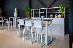 Unsere schlichten und modernen Barhocker Melbourne sind sehr robust und pflegeleicht